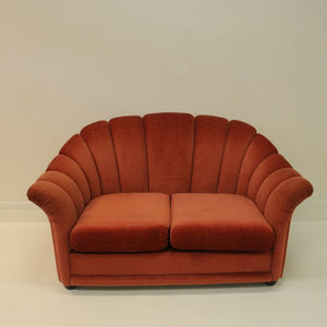 Powderpink velvet Shell sofa L: 140 cm