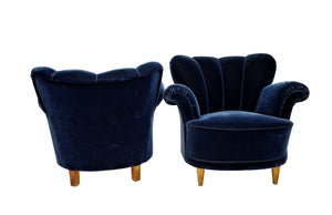 Blue velvet arm chairs, 1 pair