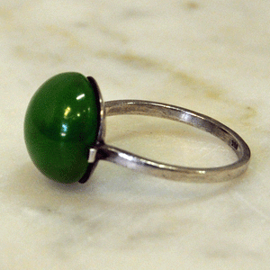 Petite Silverring with pearlround green stone 1950`s, Sweden