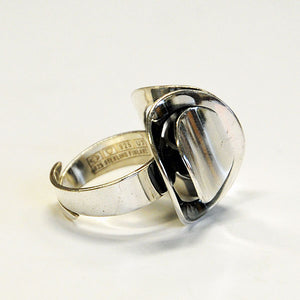 Vintage Silverring with a top by Erik Granith, Finland 1973