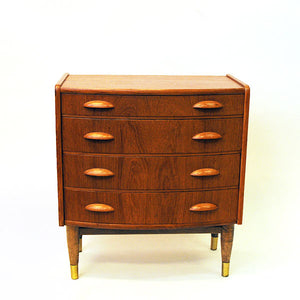 Lovely Norwegian teak wood chest of drawer 1950s